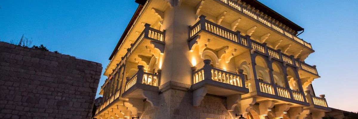 Hotel-Arbiana-Rab-3-Lokve-Quality-Windows