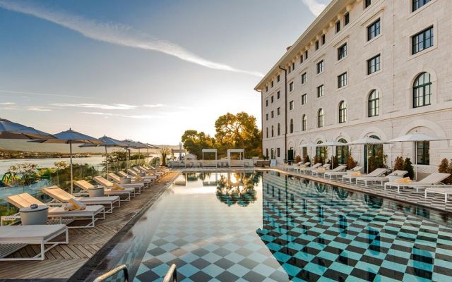 Hotel-Brown-Beach-HouseSpa-Trogir-2-Lokve-Quality-Windows