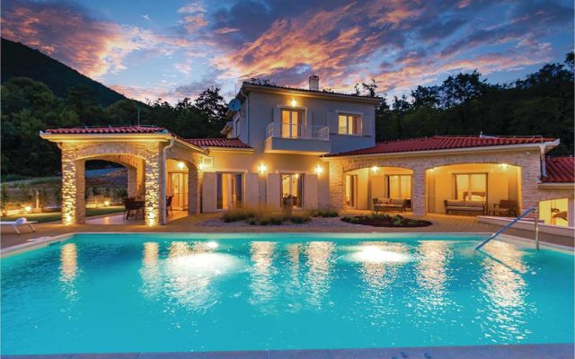 Ville-Opatija-11-Lokve-Quality-Windows-min