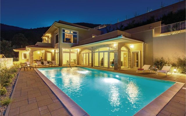 Ville-Opatija-3-Lokve-Quality-Windows-min
